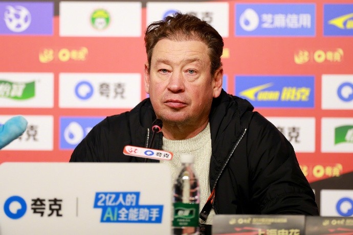 斯盧茨基：本場比賽激情四溢，以至於直到現在我的心情都還未平複